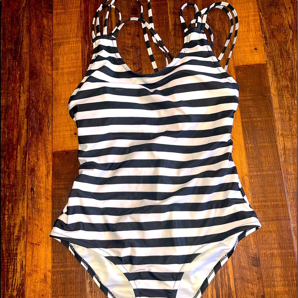 black and white stripped swimsuit
